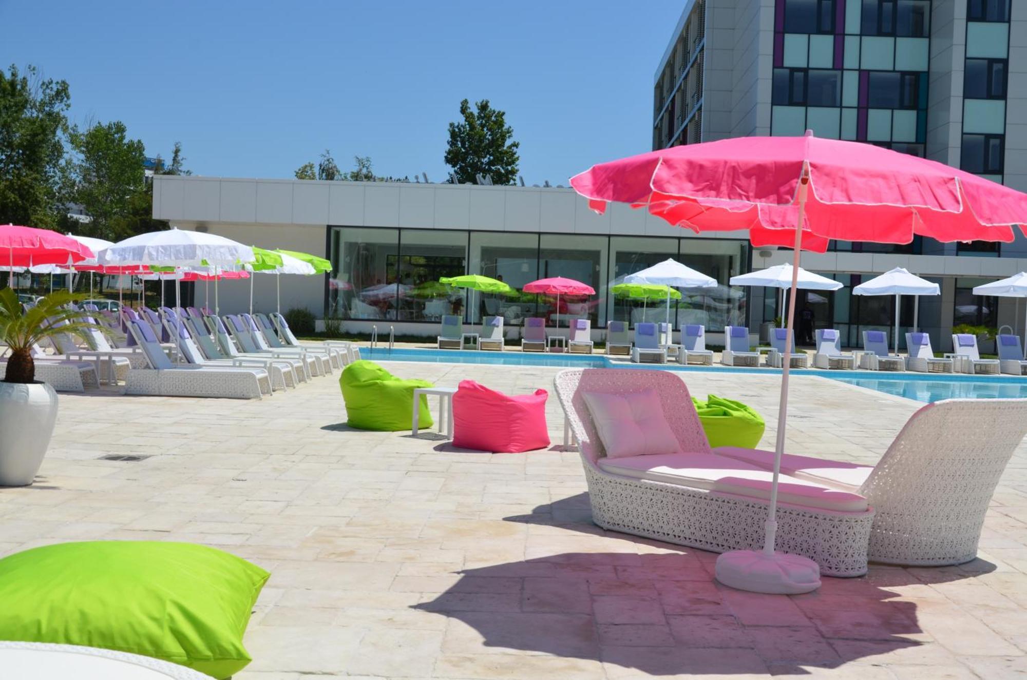 ונוס Hotel Melodia מראה חיצוני תמונה
