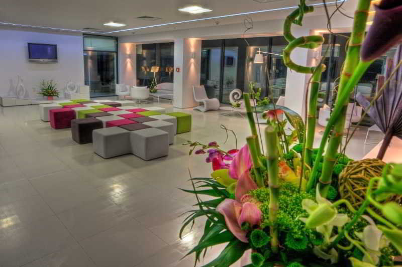 ונוס Hotel Melodia מראה חיצוני תמונה